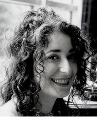 Liz Rosenthal is an early advocate and pioneer of cross-media storytelling, digital distribution and filmmaking. She is the Founder and CEO of Power the Pixel (PttP), an organisation helping international film and media businesses adapt to stay relevant in an ever-evolving connected world. PttP helps creators and businesses to create, finance and distribute stories that engage audiences across multiple platforms. 